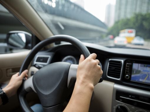 Tipos de ruidos en la dirección del coche: Chirrido al girar el volante Tipos de ruidos en la dirección del coche: Chirrido al girar el volante